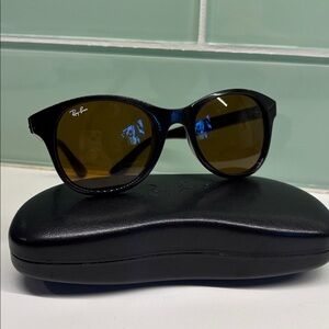 Ray-Ban Black Frame Sunglasses with Brown Lenses